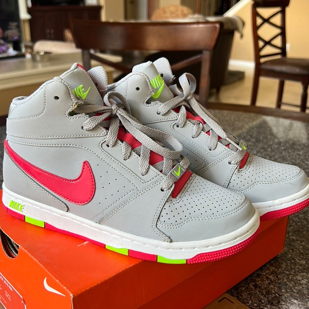 Nike Prestige High Top Shoes NEW